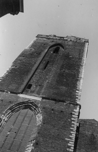 221150 Afbeelding van de toren van de Buurkerk (Buurkerkhof) te Utrecht.